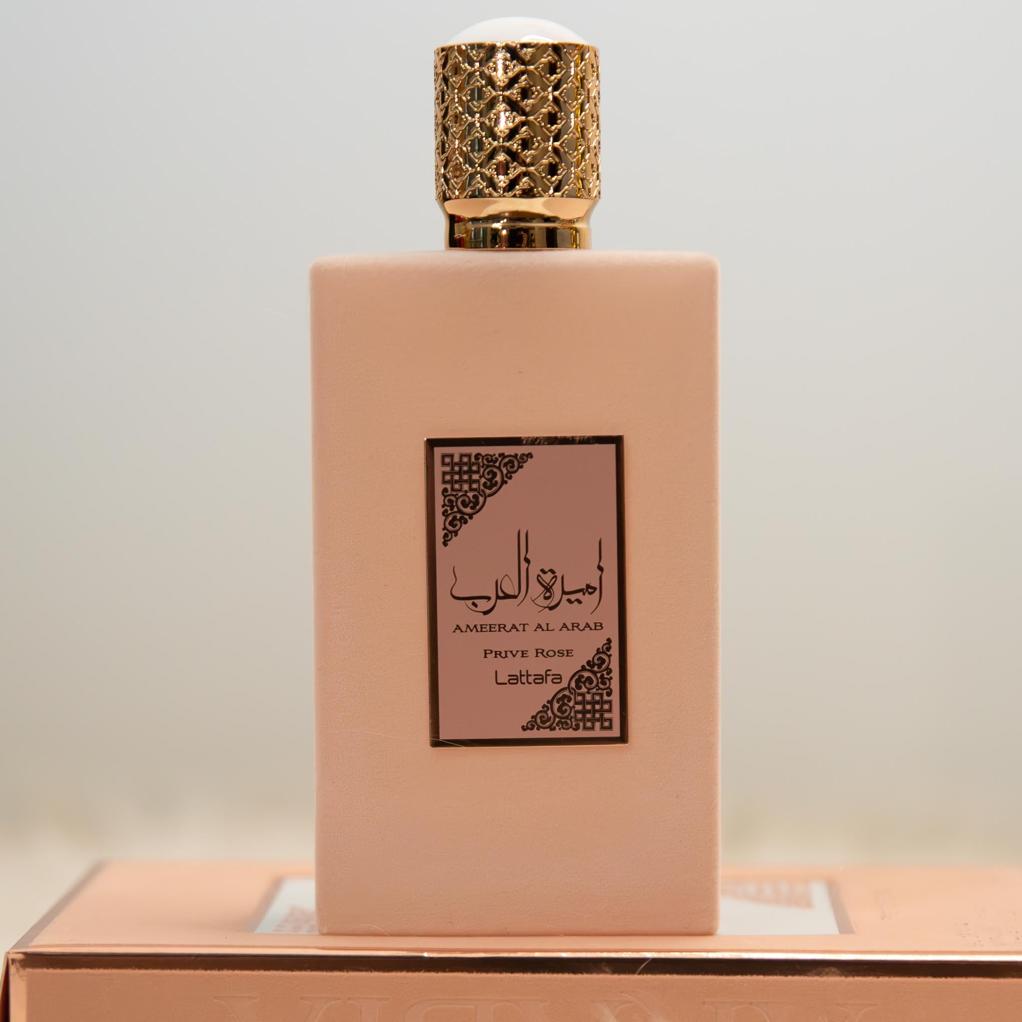 Lattafa Ameerat Al Arab Prive Rose